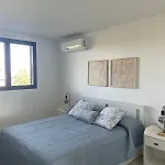 Casa Mane * タヴィラ